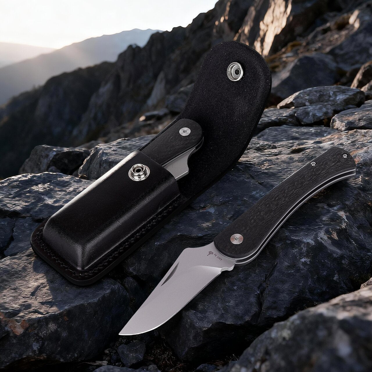 SNEAK PEEK at the Woodpecker slip joint knife with HALF STOP designed by Brad Maglott