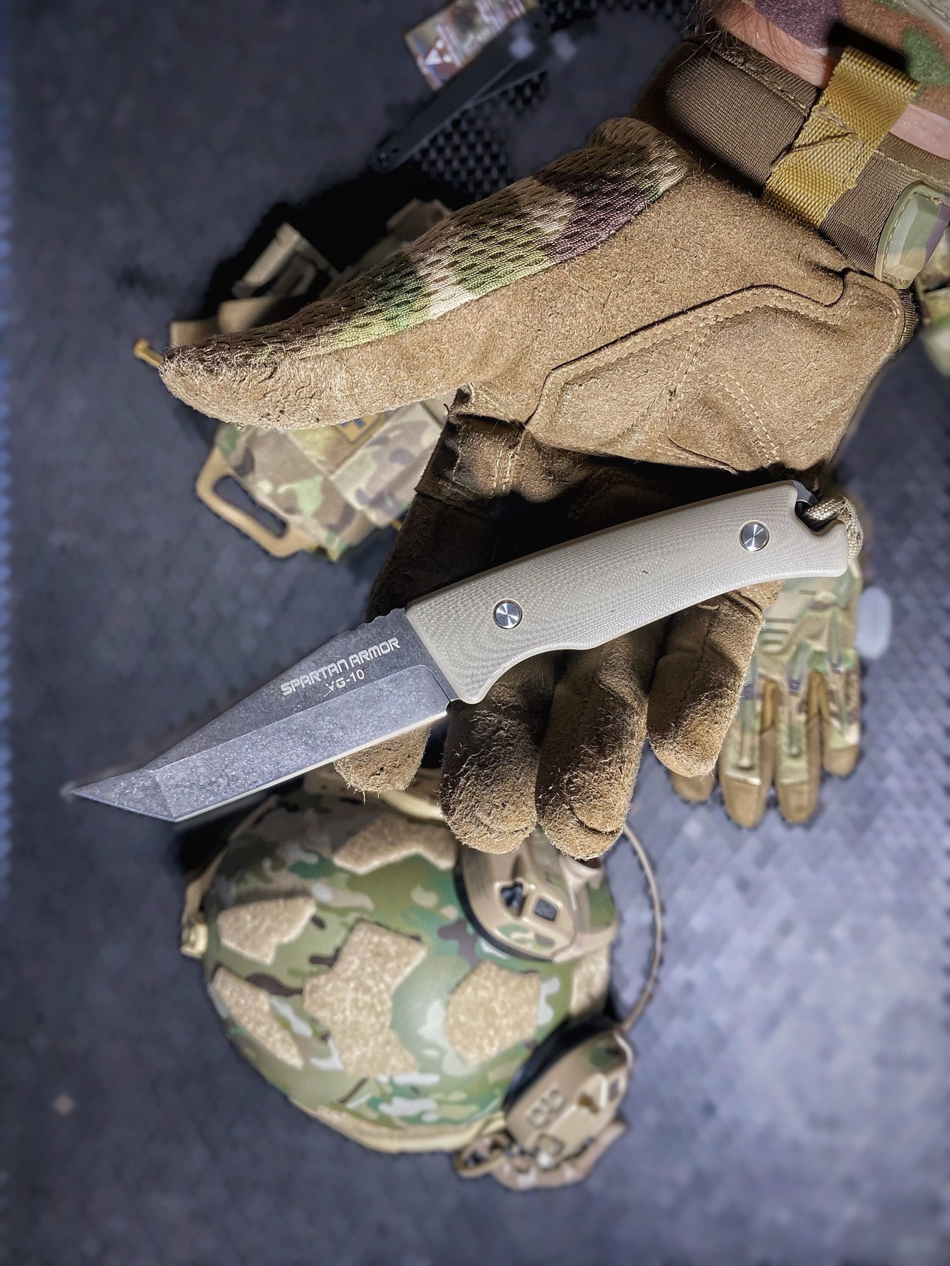 KMS S-ARMOR Full-Tang Fixed Blade Tactical Knife – VG10 steel blade, G10 handle, kydex sheath for Survival, Camping, Hunting &amp; EDC