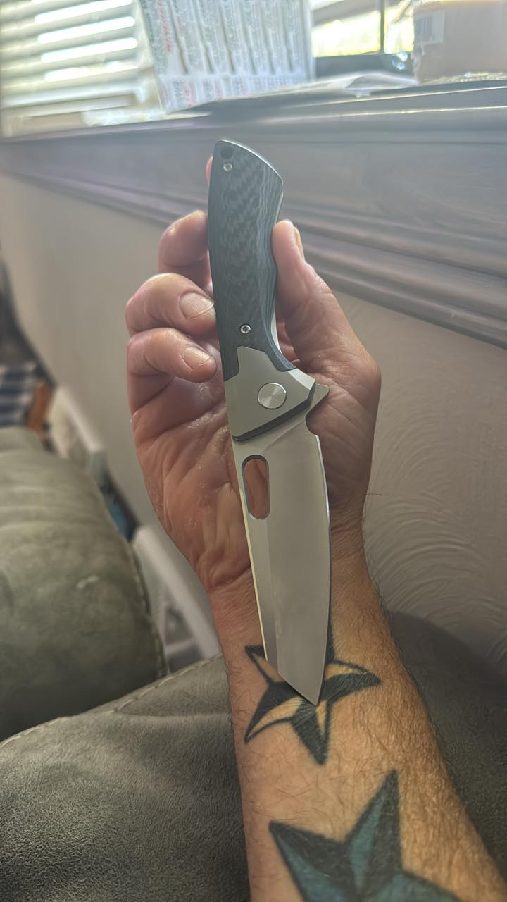 CG004 folding knife (Carolingian)